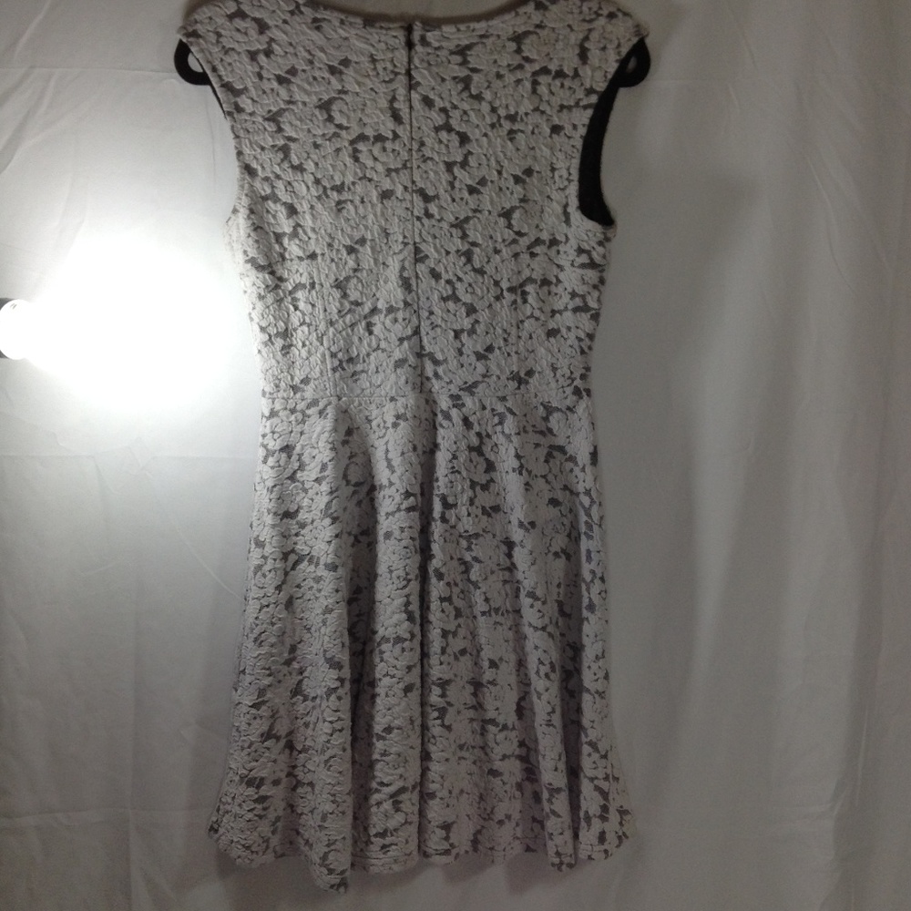 Cotton On White Floral Lace dress Small - Picture 4 of 4